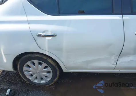 2019 Nissan Versa 1.6 Sv from USA, damaged, VIN 3N1CN7AP6KL816836
